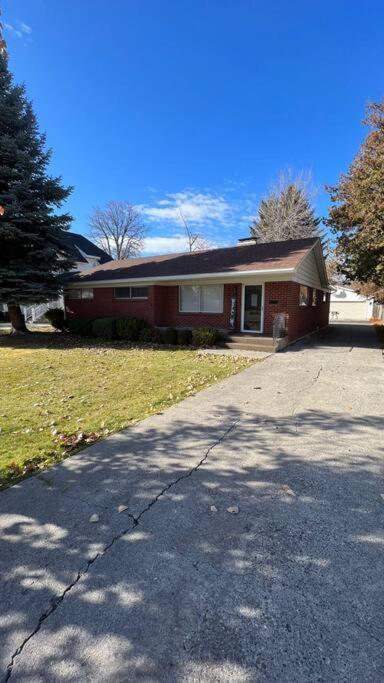 Red Brick Retreat Villa Blackfoot Bagian luar foto